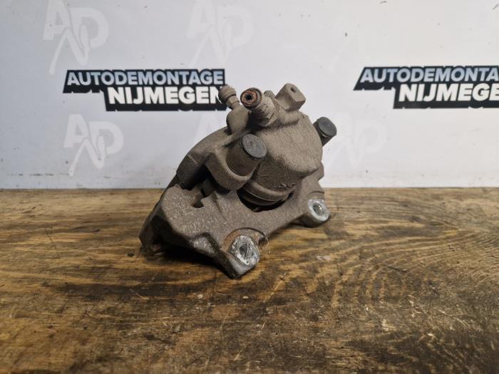 Remklauw (Tang) links-voor van een Fiat 500 (312) 1.2 2019