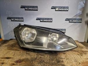 Gebruikte Rechter Koplamp Volkswagen Golf VII (AUA) 1.6 TDI BlueMotion 16V Prijs op aanvraag aangeboden door Autodemontage Nijmegen