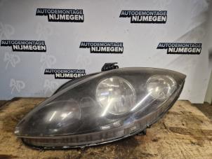 Gebruikte Koplamp links Seat Altea XL (5P5) 1.4 TSI 16V Prijs op aanvraag aangeboden door Autodemontage Nijmegen