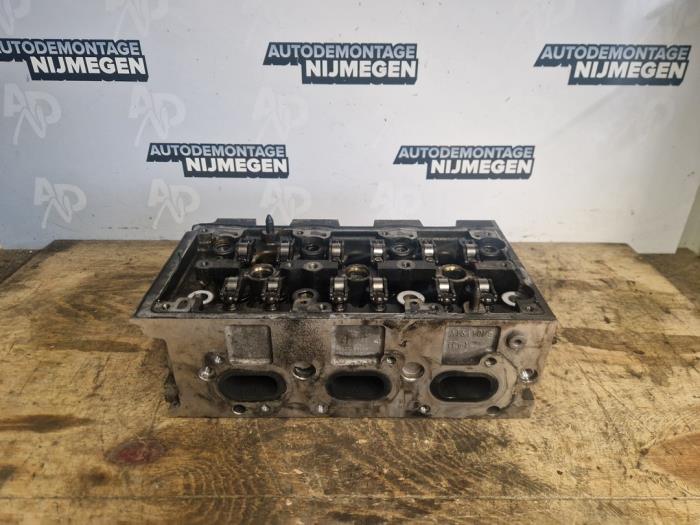 Gebruikte Cilinderkop Volkswagen Polo V (6R) 1.4 TDI DPF BlueMotion technology Prijs op aanvraag aangeboden door Autodemontage Nijmegen