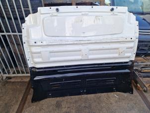 Gebruikte Tussenschot Cabine Opel Vivaro 1.6 CDTI 95 Euro 6 Prijs op aanvraag aangeboden door Autodemontage Nijmegen