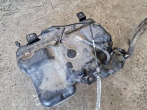 Gebruikte Ureumreservoir Opel Vivaro 1.6 CDTI 95 Euro 6 Prijs op aanvraag aangeboden door Autodemontage Nijmegen