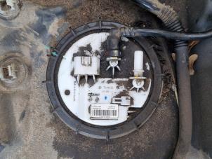 Gebruikte Tank element Pomp Opel Vivaro 1.6 CDTI 95 Euro 6 Prijs op aanvraag aangeboden door Autodemontage Nijmegen