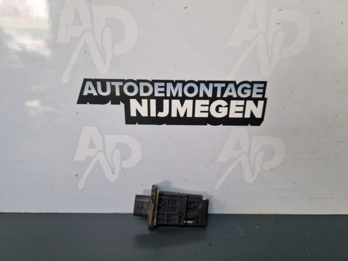 Gebruikte Luchtregelklep Opel Vivaro 1.6 CDTI 95 Euro 6 Prijs op aanvraag aangeboden door Autodemontage Nijmegen