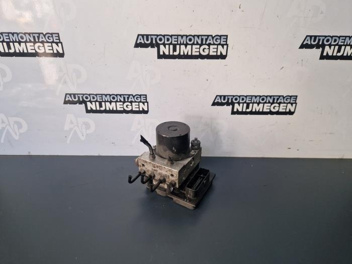 Gebruikte ABS Pomp Volkswagen Polo V (6R) 1.6 TDI 16V 75 Prijs op aanvraag aangeboden door Autodemontage Nijmegen