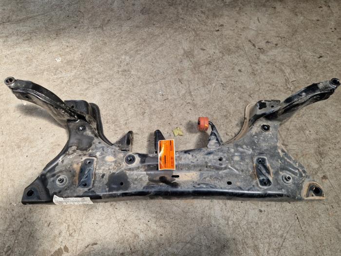 Gebruikte Subframe Ford Fiesta 7 1.1 Ti-VCT 12V 75 Prijs op aanvraag aangeboden door Autodemontage Nijmegen