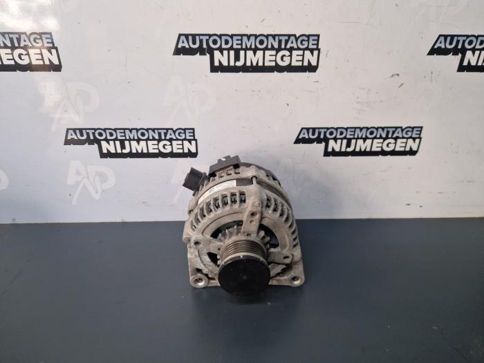 Gebruikte Dynamo Ford Fiesta 7 1.1 Ti-VCT 12V 75 Prijs op aanvraag aangeboden door Autodemontage Nijmegen