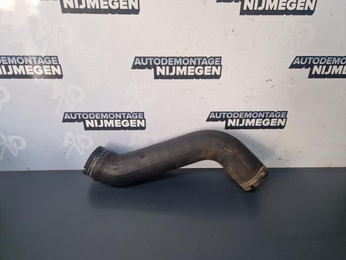 Gebruikte Intercooler Slang Iveco New Daily VI 35C18, 40C18, 50C18 Prijs op aanvraag aangeboden door Autodemontage Nijmegen