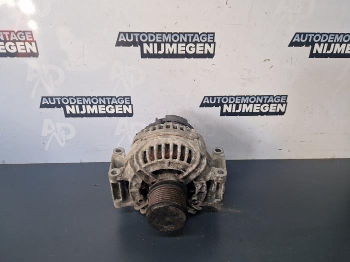 Gebruikte Dynamo Mercedes C (W203) 1.8 C-180K 16V Prijs op aanvraag aangeboden door Autodemontage Nijmegen