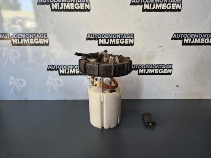 Gebruikte Tank element Pomp Ford Focus 3 Wagon 1.6 SCTi 16V Prijs op aanvraag aangeboden door Autodemontage Nijmegen