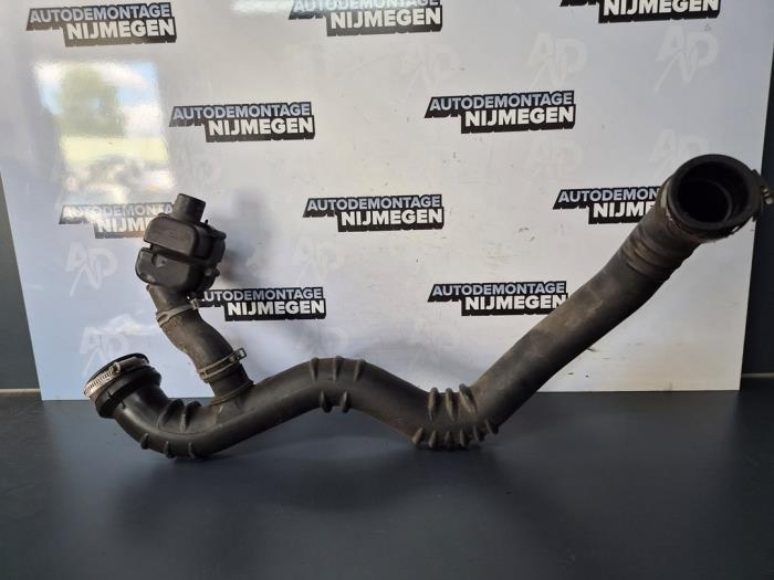 Gebruikte Intercooler Buis Ford Focus 3 Wagon 1.6 SCTi 16V Prijs op aanvraag aangeboden door Autodemontage Nijmegen