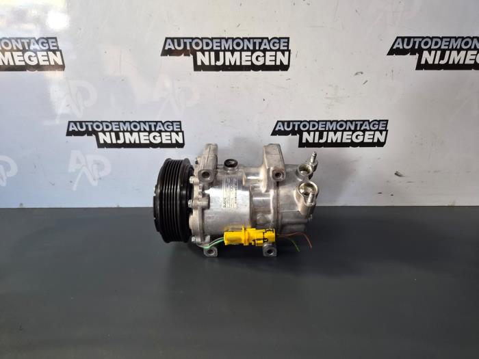 Gebruikte Aircopomp Citroen Xsara Picasso (CH) 1.8 16V Prijs op aanvraag aangeboden door Autodemontage Nijmegen