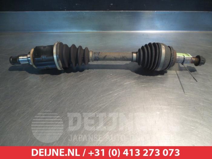 Toyota Corolla Aandrijfas links-voor O318601