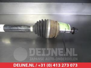 Toyota Auris Front drive shaft, right O320193 photo 2