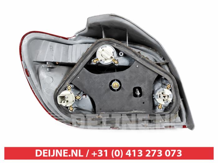 Toyota Yaris Rücklicht rechts O300153