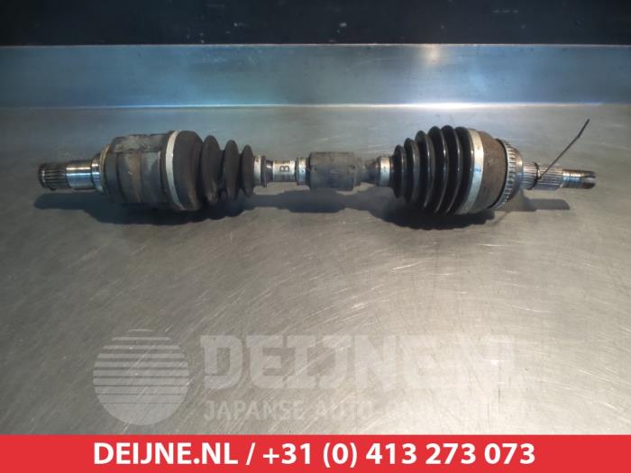Toyota Corolla Verso Antriebswelle links vorne O318587