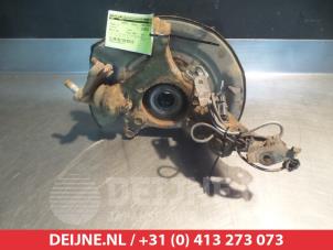 Toyota Rav-4 Fusee links-voor O323146 foto 2