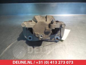 Toyota Rav-4 Bremszange rechts vorne O326931 foto 2