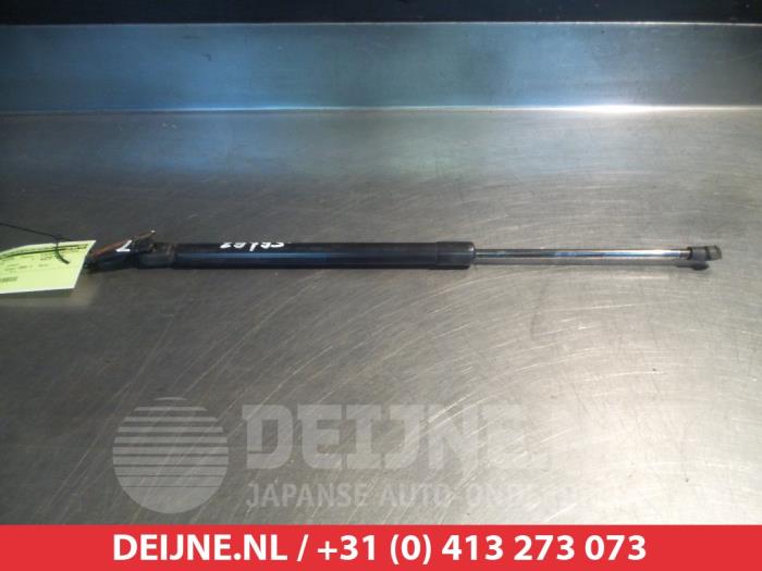 Nissan Primera Gasdemper links-achter O293812