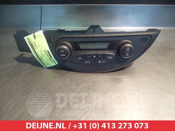 Toyota Yaris Kachel Bedieningspaneel O306488