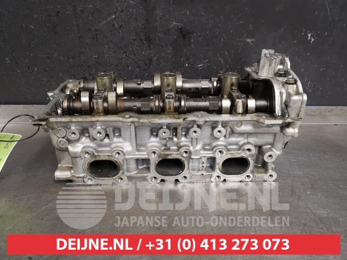 Nissan 350 Z Cylinder head O352182