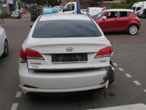Hyundai I40 Tailgate O295884 photo 2