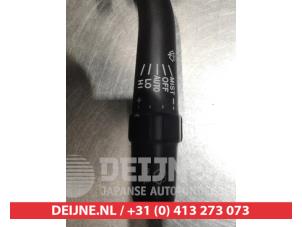 Toyota Avensis Ruitenwis Schakelaar O310314 foto 2