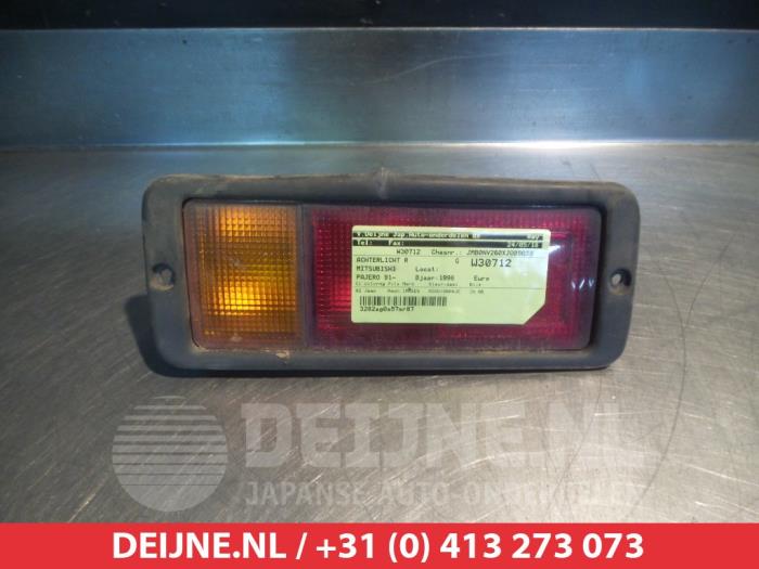 Mitsubishi Pajero Achterlicht rechts O299741