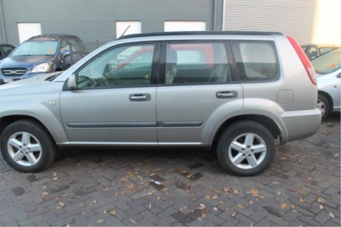 Nissan X-Trail Portier 4Deurs links-achter O285048
