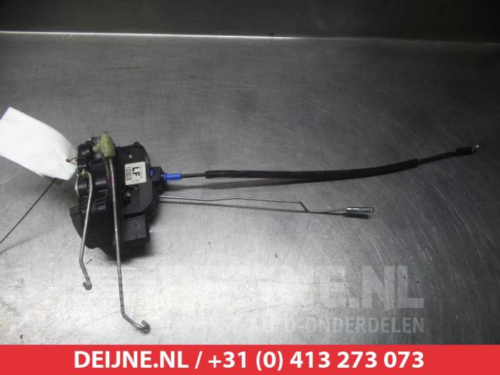 Chevrolet Volt Türschlossmechanik 4-türig links vorne O279338