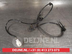 Gebruikte ABS Sensor Toyota Yaris II (P9) 1.33 16V Dual VVT-I Prijs € 25,00 Margeregeling aangeboden door V.Deijne Jap.Auto-onderdelen BV