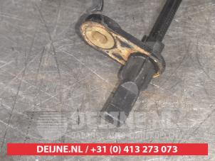 Toyota Yaris ABS-Sensor O327717 foto 2