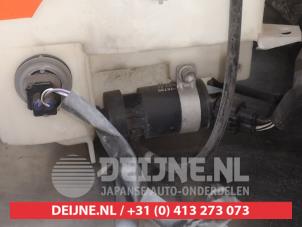 Lexus LS Scheibensprühertank vorne O340604 foto 2