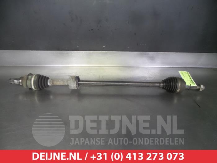Daihatsu Sirion Aandrijfas rechts-voor O319783
