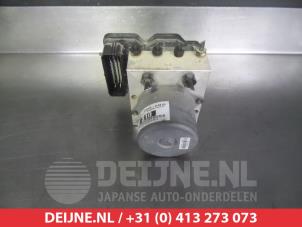 Kia Carens ABS Pomp O337786 foto 2