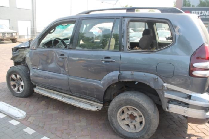 Toyota Landcruiser Tür 4-türig links hinten O285742