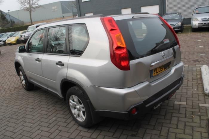 Nissan X-Trail Achterlicht links O297833