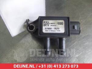 Honda HR-V Roetfilter sensor O371124 foto 2