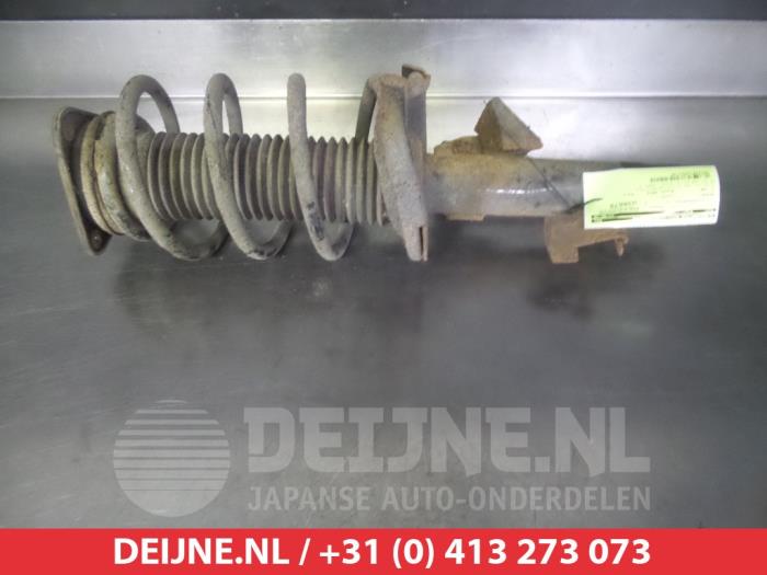 Mazda 3 Schokdemperpoot links-voor O320331