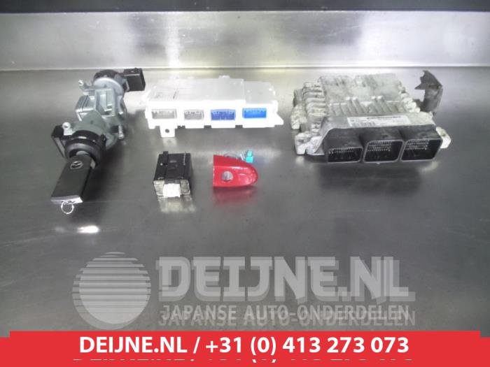 Mazda 3 Kontaktslot+Sleutel O334622