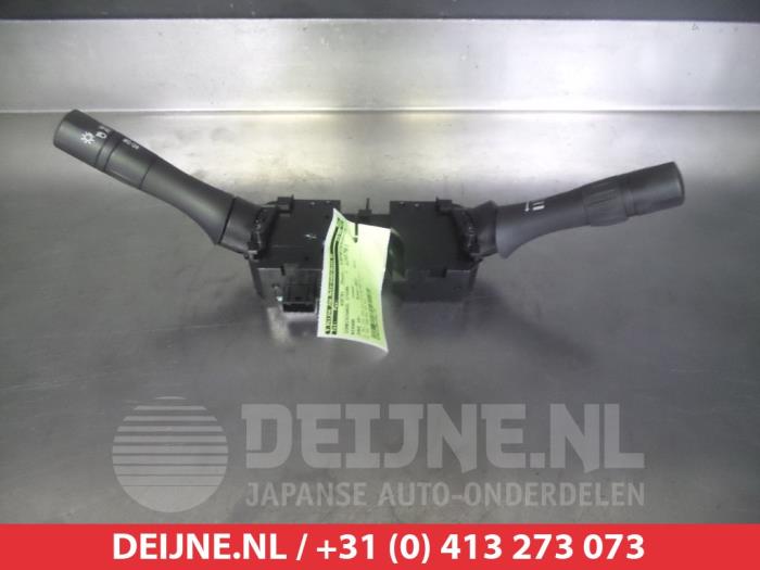 Nissan Juke Steering column stalk O308490