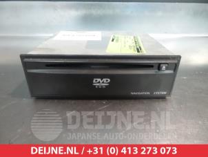 Gebruikte DVD Speler Nissan Primera (P12) 1.8 16V Prijs € 75,00 Margeregeling aangeboden door V.Deijne Jap.Auto-onderdelen BV