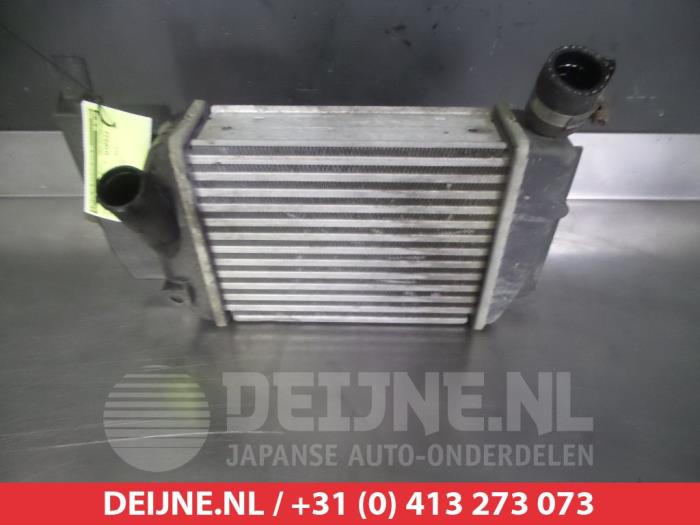 Gebruikte Intercooler Toyota Yaris III (P13) 1.4 D-4D-F Prijs € 50,00 Margeregeling aangeboden door V.Deijne Jap.Auto-onderdelen BV