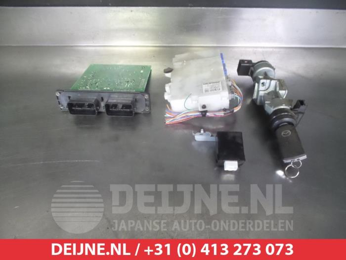 Mazda 3 Computer Motormanagement O343996
