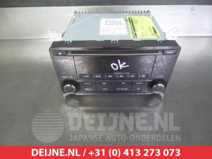 Gebruikte Radio Mitsubishi Outlander (GF/GG) 2.2 DI-D 16V Clear Tec 4x2 Prijs € 75,00 Margeregeling aangeboden door V.Deijne Jap.Auto-onderdelen BV