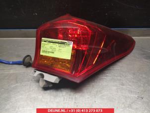 Toyota Auris Rücklicht rechts O300287 foto 2