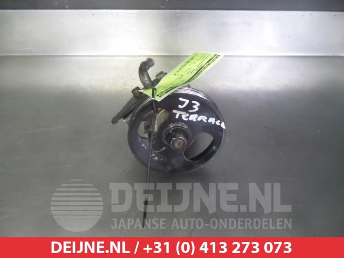 Gebruikte Servopomp Hyundai Terracan 2.9 CRDi 16V Prijs € 35,00 Margeregeling aangeboden door V.Deijne Jap.Auto-onderdelen BV
