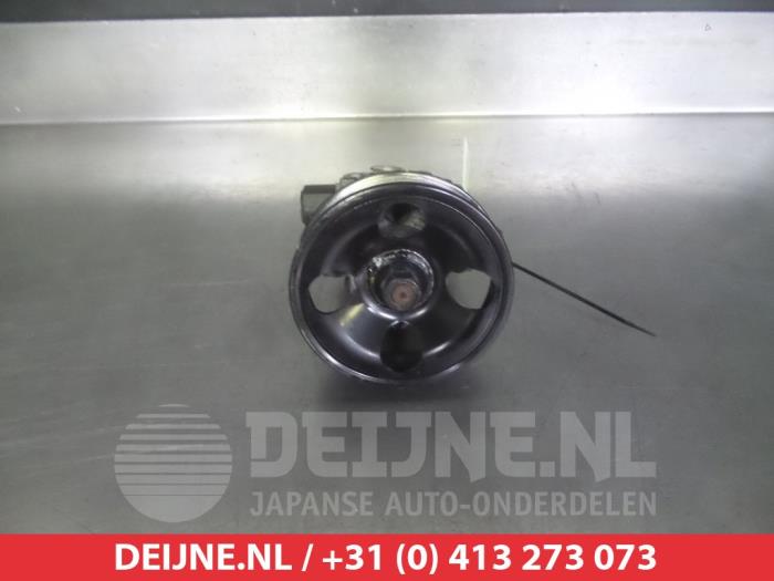 Kia Magentis Power steering pump O331351