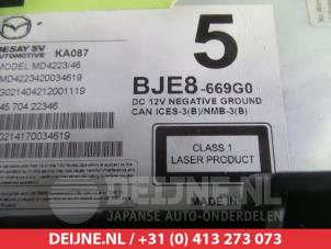 Mazda 3 CD player O312614 photo 3