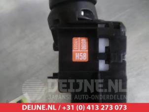 Toyota Verso Light switch O307491 photo 3